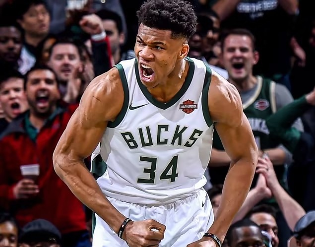 ayx爱游戏网址-关于字母哥连续十五场比赛得分超过锐不可当，雄鹿不断突破！热度持续攀升的信息-ayx爱游戏网址