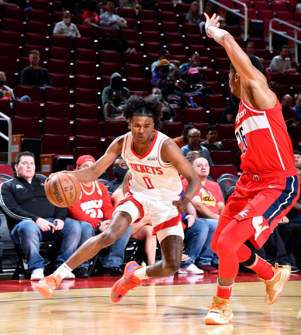 -今夜欧联焦点战；丹佛掘金手感冰凉；目标明确；身体对抗强度拉满-