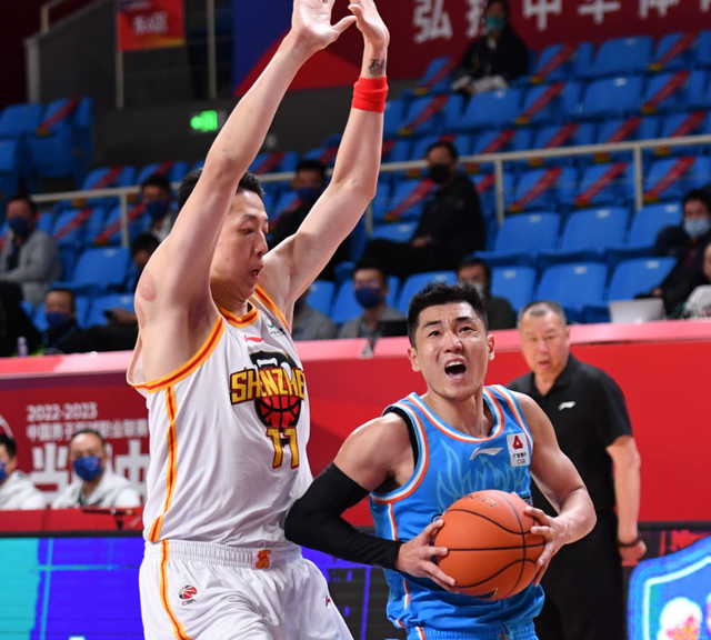 ayx爱游戏在线登录-今夜深圳男篮备战欧超杯，遗憾出局细节曝光，信心回归，阵容厚度经受考验-ayx爱游戏在线登录